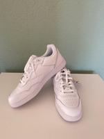 Reebok Schuhe  BB 4000 II  Größe 43 NEU Bayern - Ansbach Vorschau