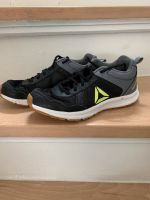 Reebok•Hallenschuhe•Gr. 34 Wuppertal - Ronsdorf Vorschau