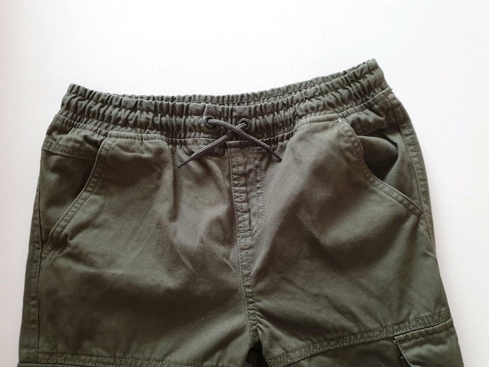 Cargohose, Jeans, khaki, Gr. 158,neuwertig in Mögglingen