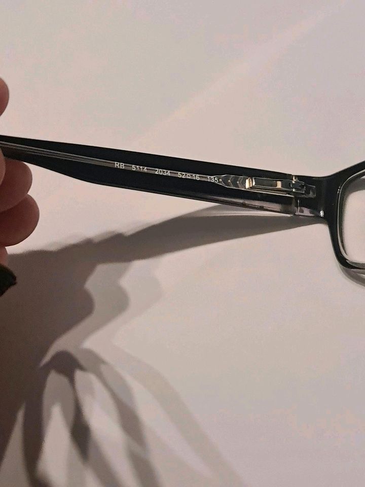 Ray Ban Brille mit Sehstärke -1 rechts links Hornhautverkrümmung in Steinen