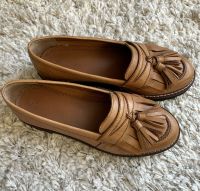 Neuwertige Slipper für Damen, Gr. 35, cognacfarben Baden-Württemberg - Neuenstein Vorschau