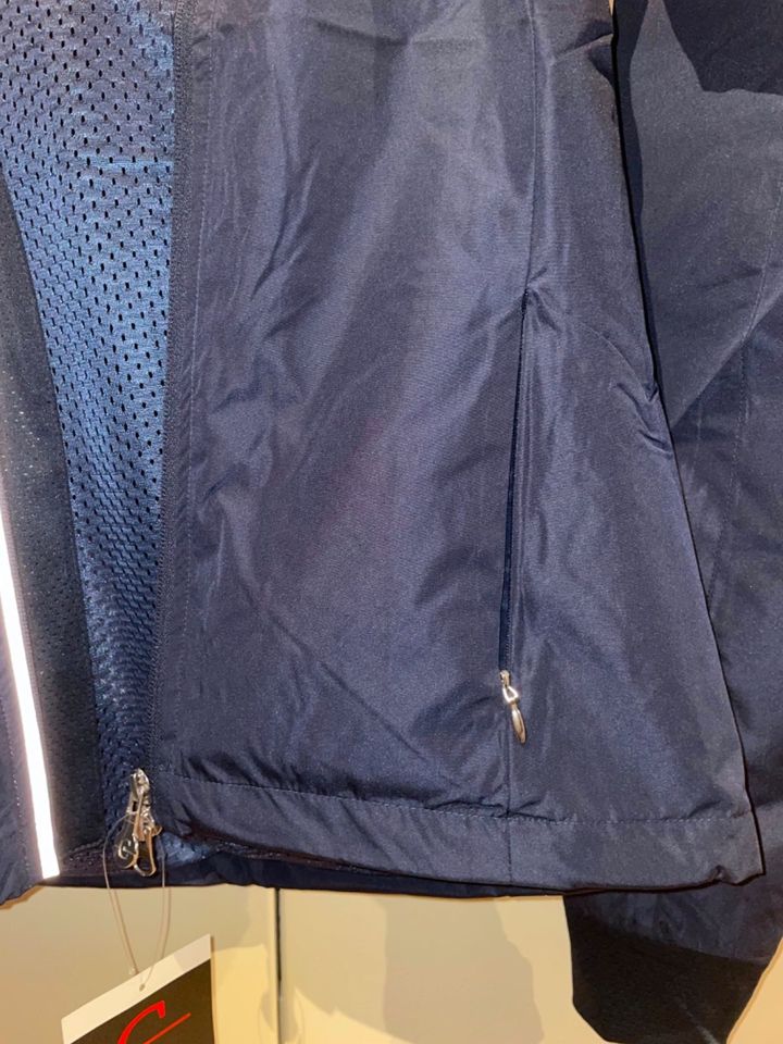 C-absolute Windbreaker (Wasserdicht) in Navy in München