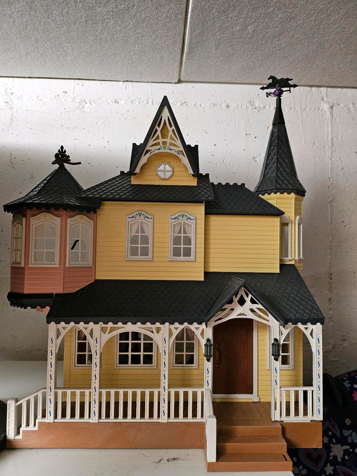 Playmobil spirit House in Bonn