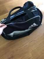 Adidas Sporttasche mit Ballfach Berlin - Neukölln Vorschau