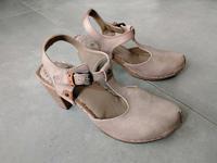 Wie NEU Sandalen Mustang Gr. 39, Schuhe, Pumps Saarland - St. Ingbert Vorschau