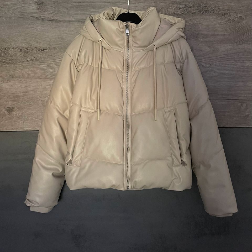 Zara Leder Winterjacke XS 34 beige in Bayern - Deggendorf | eBay  Kleinanzeigen ist jetzt Kleinanzeigen