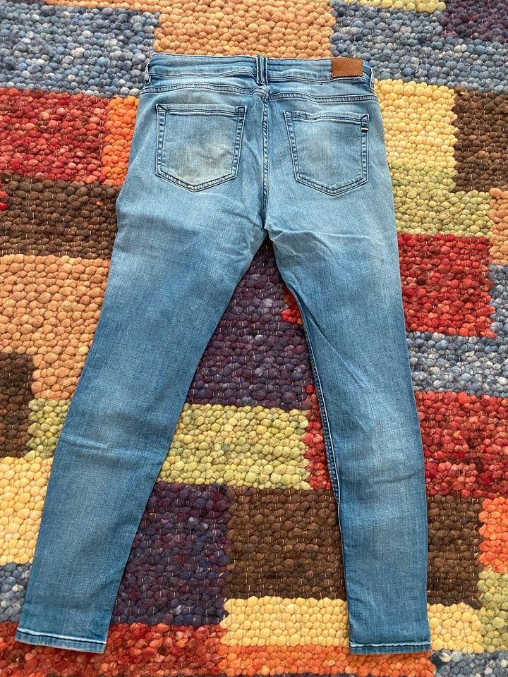 Jeans von MOP 31/32 in Nittel