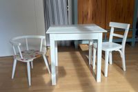 Süßer, alter Kindertisch, Massivholz, weiß,57x57x57cm (kein IKEA) München - Sendling Vorschau