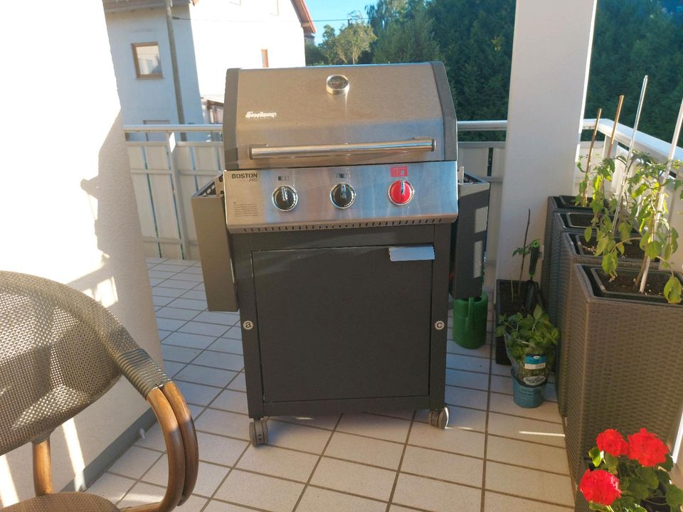 Grill ENDERS Boston Pro mit 3 Brenner / Turbozone in Dresden