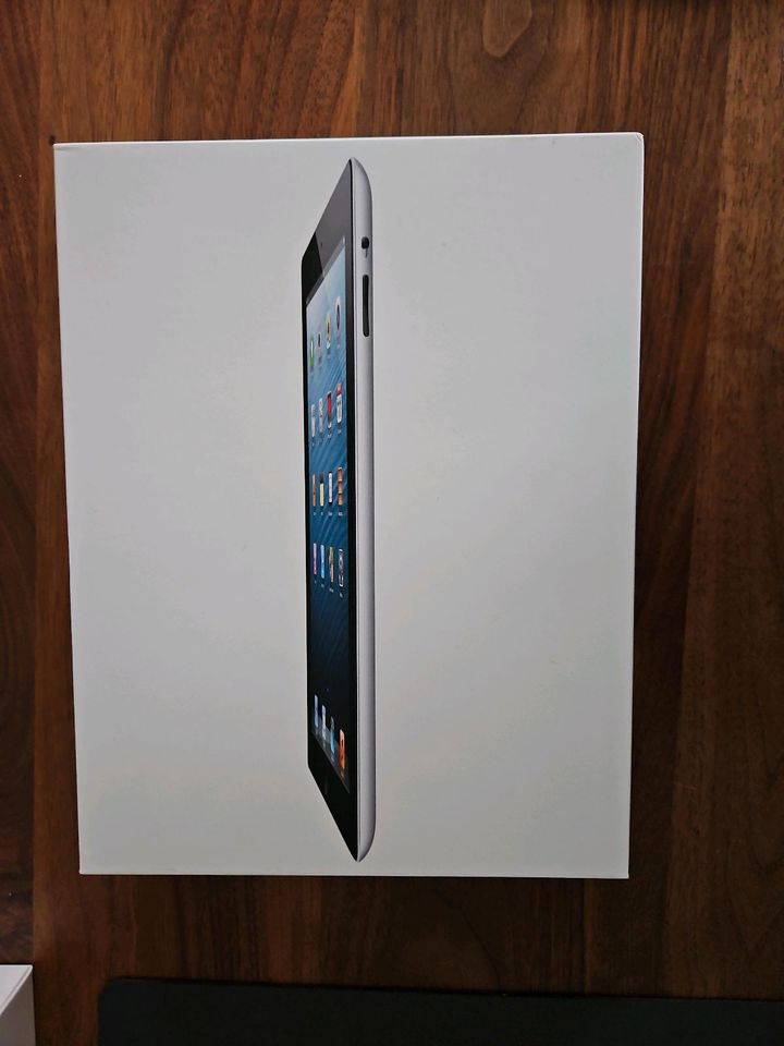 Apple iPad 2 original-Karton 16GB in Emmendingen