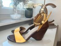 A.S.98 ehem. Airstep Leder Sandaletten Sandalen gelb braun Gr. 41 Nordrhein-Westfalen - Dormagen Vorschau