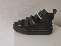 Dr. Martens Blaire Sandalen lack soft wair bouncing plateau Gr.40 Berlin - Köpenick Vorschau