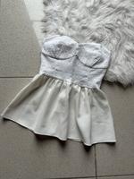 Top schulterfrei Bluse weiß wie neu Berlin - Charlottenburg Vorschau