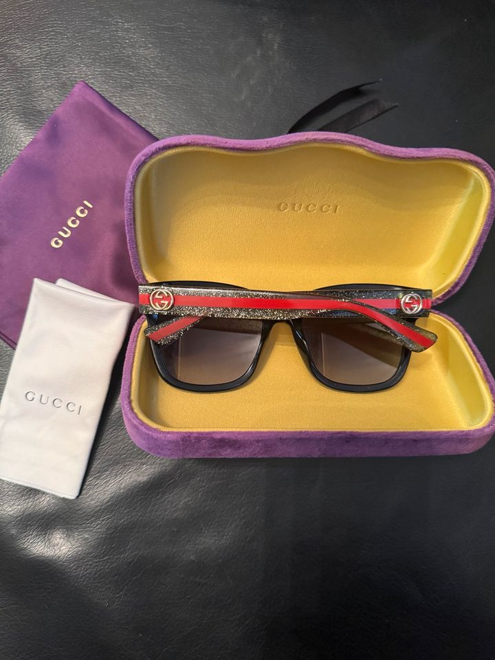 Gucci Sonnenbrille GG 0034SN 002 in Köln