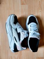 Schuhe Puma Sneakers X Ray Speed Größe 40,5 Frankfurt am Main - Sachsenhausen Vorschau