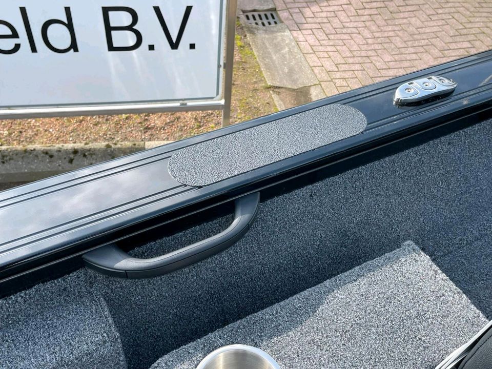 Aluminium Angelboot Crestliner 1850 Fish Hawk WT + F150 Pro XS in Bunde