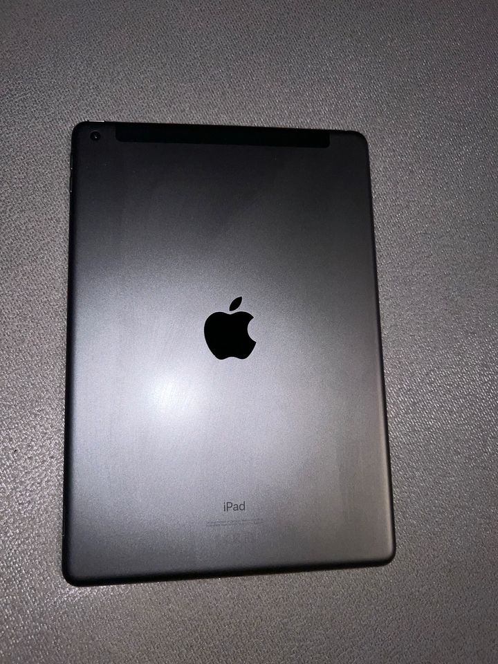 Ipad 8.Generation 32GB + Apple Pen Gen.1 + OVP in Hohenroth bei Bad Neustadt a d Saale