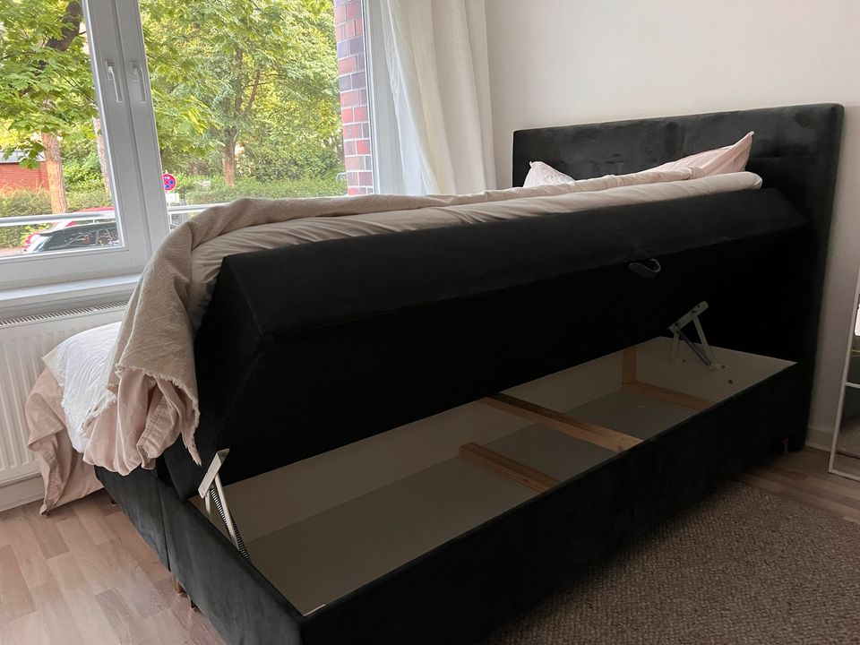 Boxspringbett / Bett mit Stauraum 140x200 in Hamburg