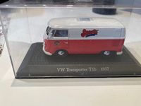 Atlas Nutzfahrzeug VW Transporter T1b " Sarotti " in Vitrine 1:43 Nordrhein-Westfalen - Solingen Vorschau