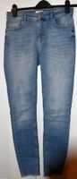 Jeans / Hose von Only in Gr. 32 (schmaler Schnitt) Nordrhein-Westfalen - Meckenheim Vorschau