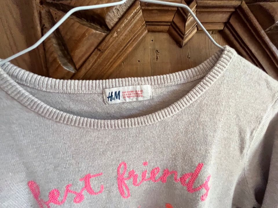 H&M Pullover Größe 134/140 mit Pailletten in Holzkirchen