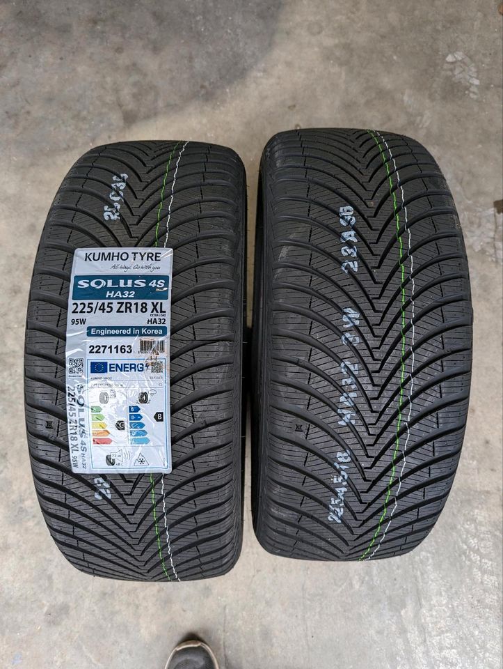 2x Allwetterreifen 225/45 R18 95W Kumho HA32 NEU in Bielefeld