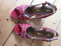 Sandalen Keilabsatz rot Manas Design Grösse 37 Dortmund - Benninghofen Vorschau
