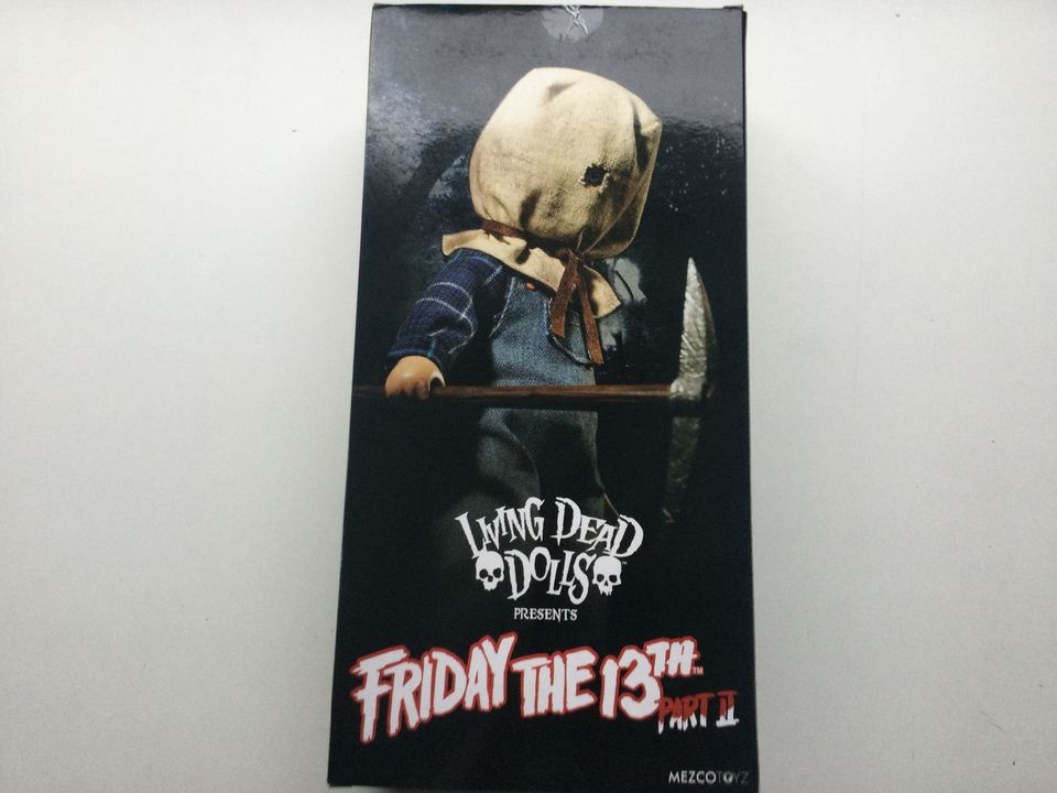 Mezco Friday the 13th Part II Jason Voorhees Living Dead Doll in Künzell