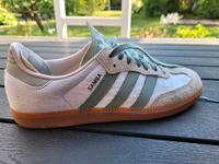 Adidas Samba Gr 41 1/3 weiß grün Niedersachsen - Hemmoor Vorschau