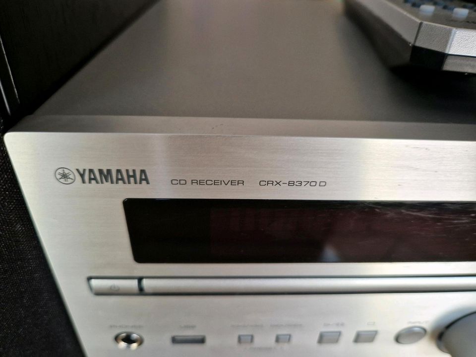 Yamaha pianocraft mcr-b270d crx-370d Bluetooth CD Dab+ in Duisburg