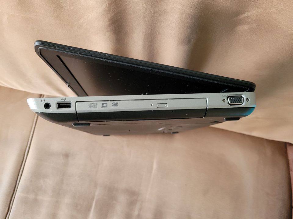 DELL Latitude 5520 i3, 15,6",8GB RAM in Hagen