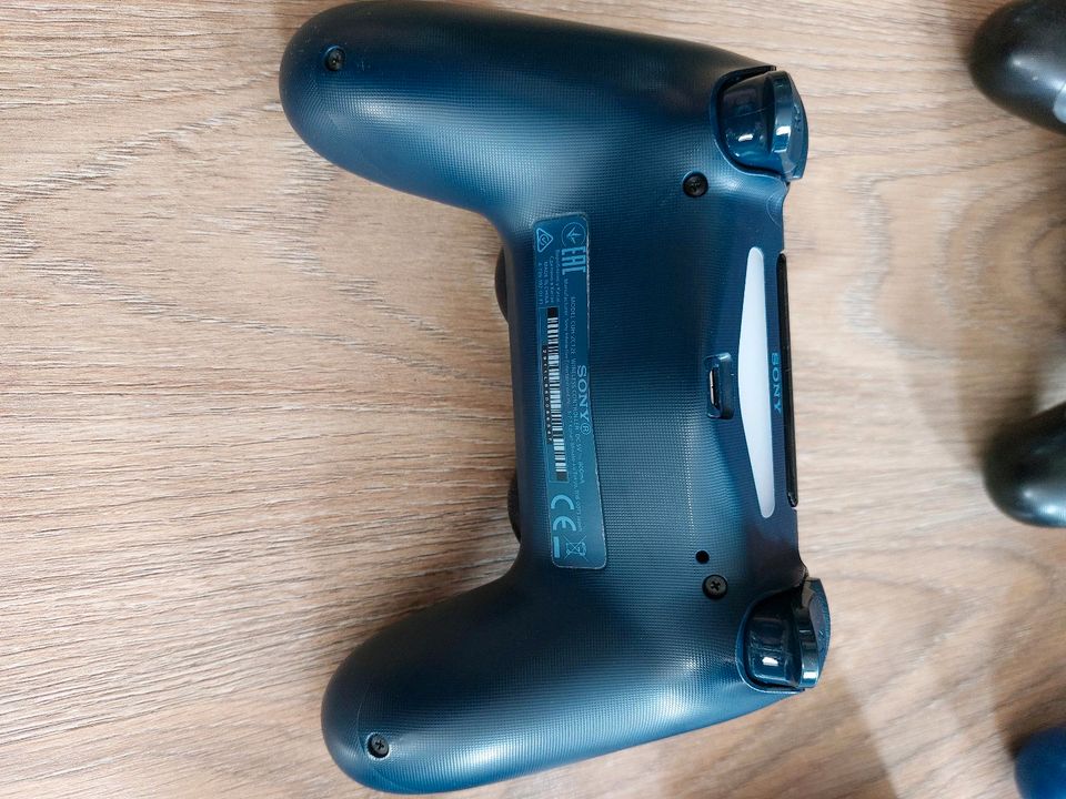 ps4 limited edition controller in Langenburg