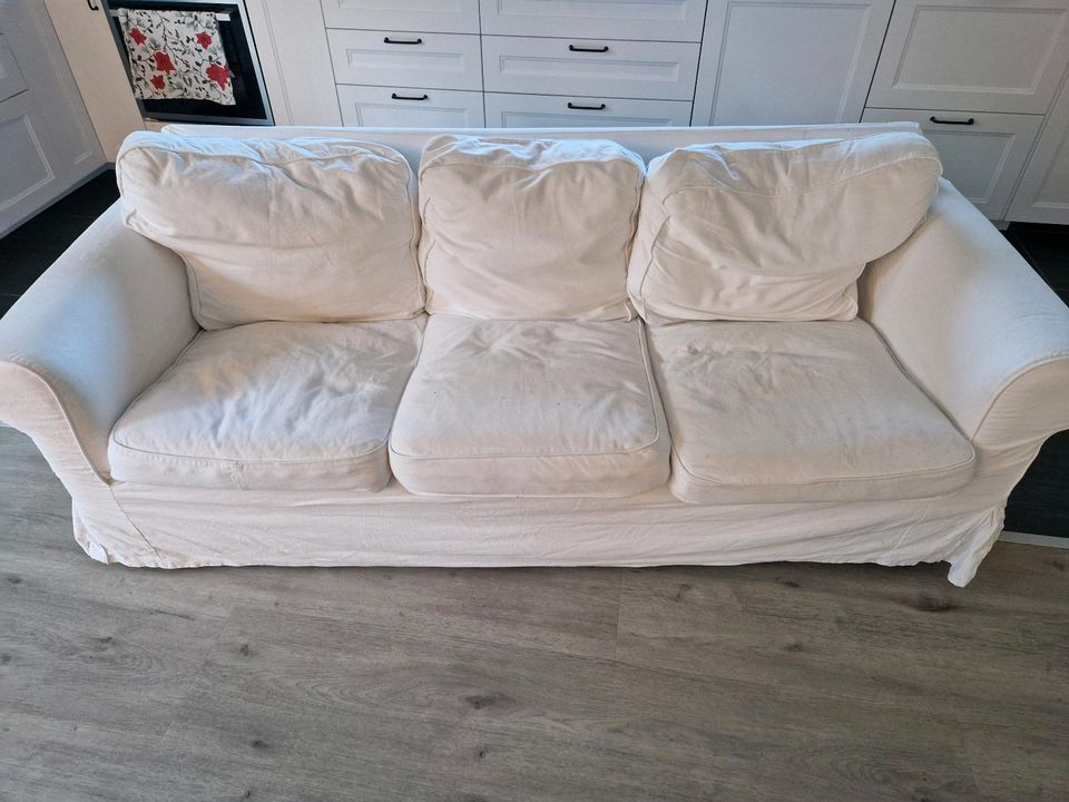 Sofa Couch Ektorp IKEA weiß 3 Sitzer plus Sessel in Schlagsdorf (bei Gadebusch)