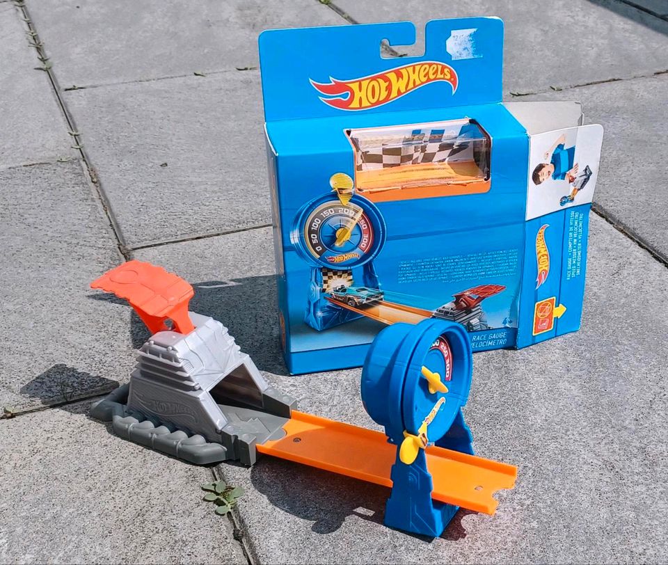 Hot Wheels Beschleuniger mit Messung in Hofbieber