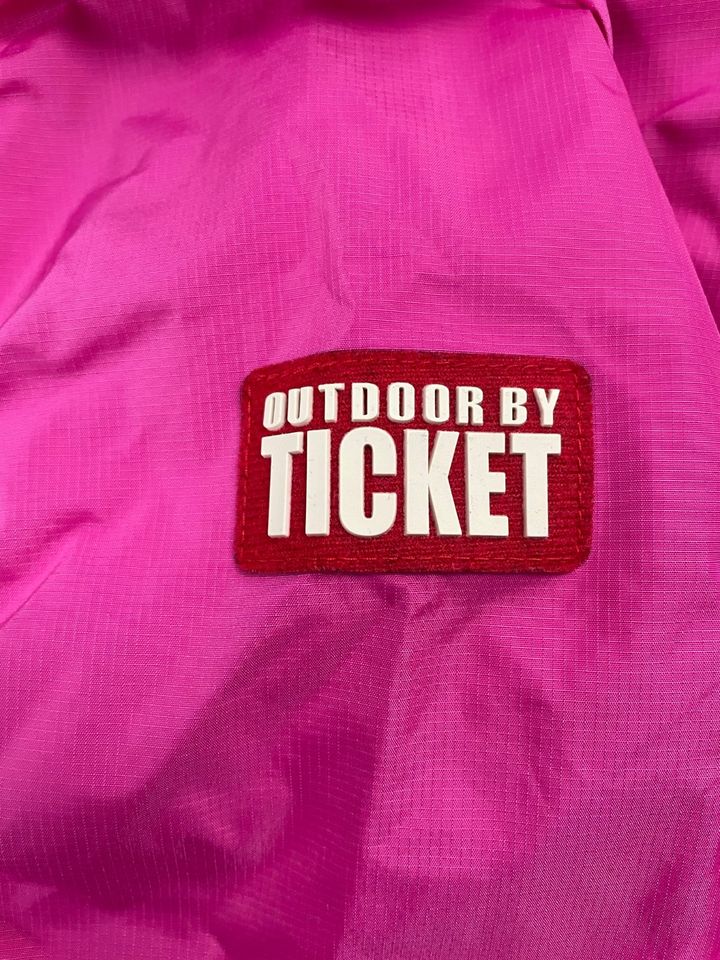 Ticket to Heaven Regenjacke in pink in Größe 110 in Bad Münder am Deister