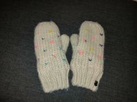 Esprit Strick Handschuhe Fäustlinge Strickhandschuhe 116 Herzen Mecklenburg-Vorpommern - Wismar Vorschau