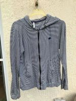 Schwarz-weiß getreifte Strickjacke Berlin - Reinickendorf Vorschau