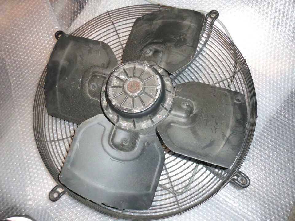 Ventilator Ziehl - Abegg FB 045 4EK 4F.6L / Stalllüfter 450 mm in Harsewinkel