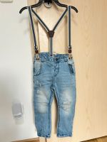 Jeans mit Hosenträgern für einen Jungen, Gr 104 von ZARA Bayern - Straubing Vorschau