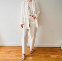 Zara Balzer im wunderschönen Look perfekt für den Sommer Dortmund - Hörde Vorschau