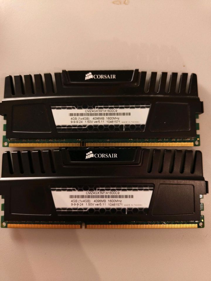 RAM DDR 3 CORSAIR 8GB in Büttelborn
