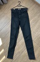 Levis High Super Skinny Gr. 28 Grau Niedersachsen - Delmenhorst Vorschau