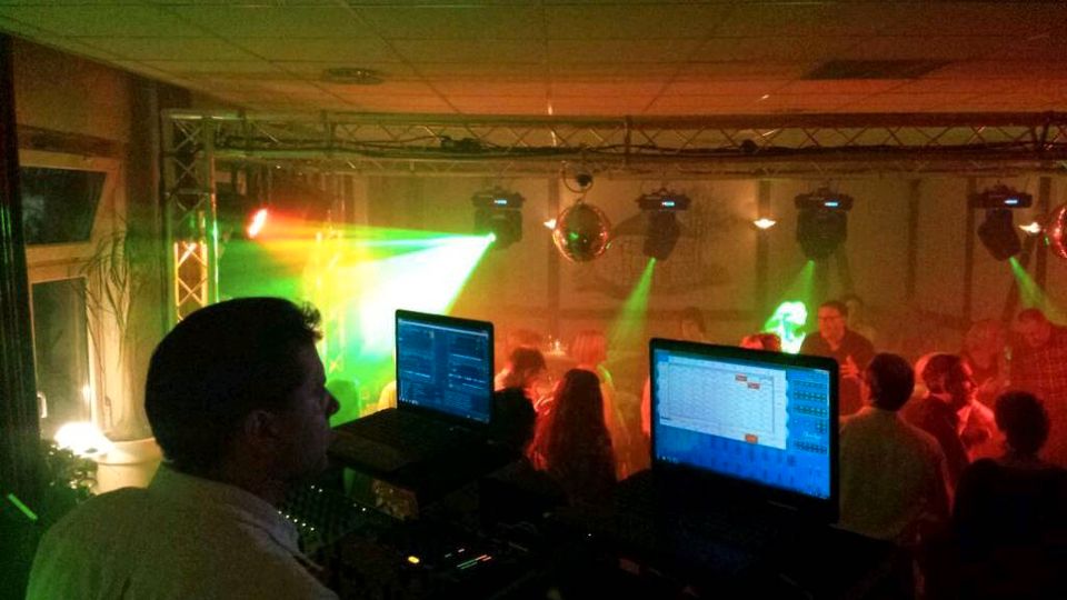 DJ Service Licht ,Sound,Truss für Ihre Party überregional in Möhnesee