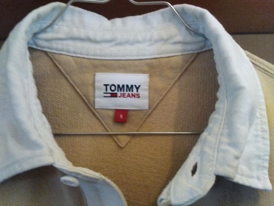 Tommy Jeans Pullover Sweatshirt Poloshirt in Garbsen