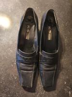 Pumps Schuhe K&S 42 neuwertig Nordrhein-Westfalen - Erkrath Vorschau