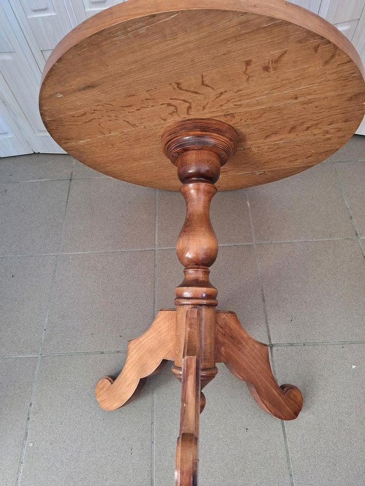 Kleiner Tisch Beistelltisch Holz in Grünhain-Beierfeld 