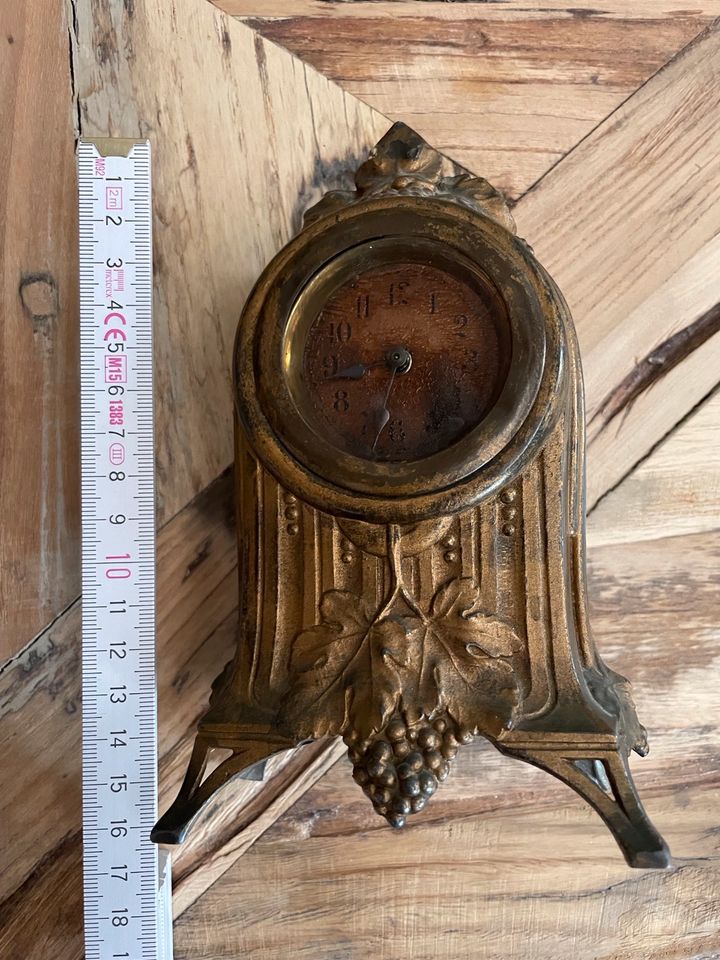 Standuhr antik alt vintage shabby in Alfter