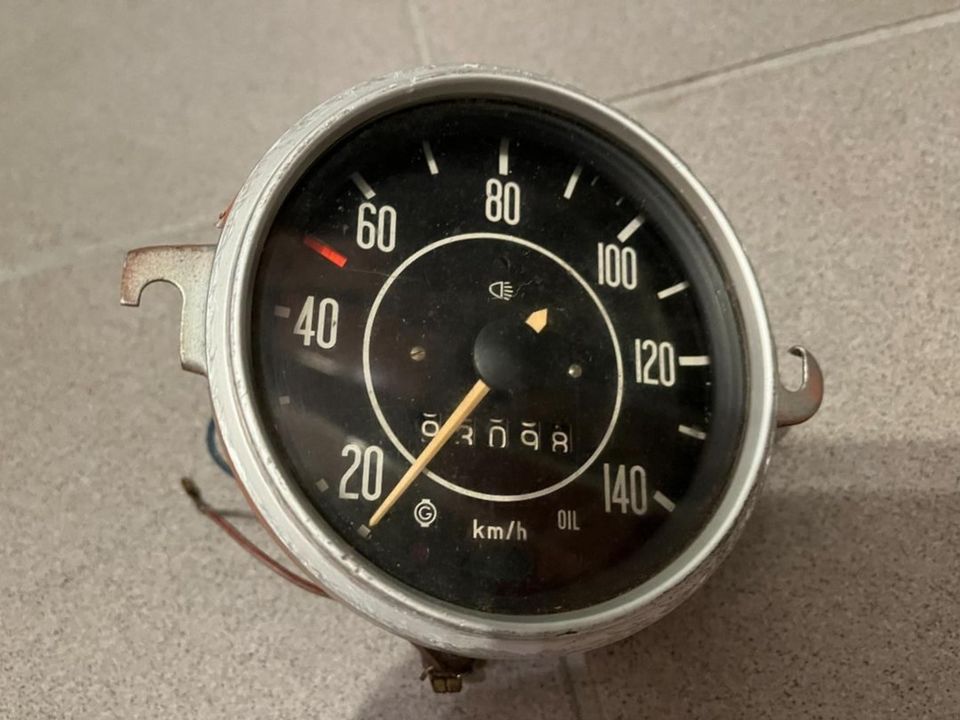 VW Käfer Tacho Tachometer Kombiinstrument 11957021 in Gremmendorf