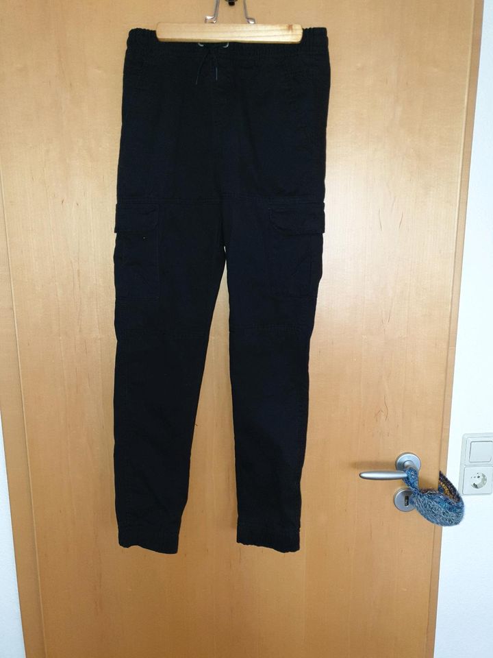 Cargohose, Jeans,schwarz, Gr. 158,neuwertig in Mögglingen