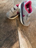 Nike Schuhe für Mädchen Gr 22 Mecklenburg-Vorpommern - Vellahn Vorschau